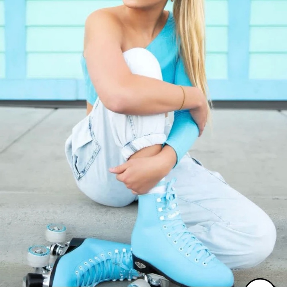 Baby Blue Angel Roller Skates W size 5
